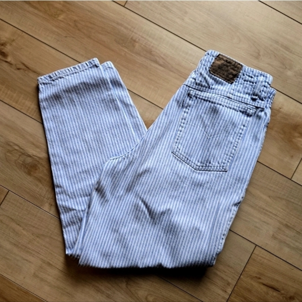 Vintage Women's Levi's Striped Pinstripe Jeans  -  sz 14
